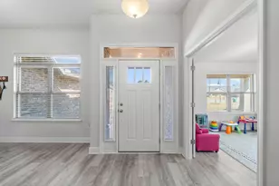 5823 Crestlake Dr, Crestview, FL 32536 - Photo 4