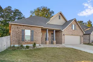 4605 Queen Palm Ct, Pace, FL 32571 - Photo 4