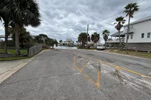 345 SE Elliott Road SE, Fort Walton Beach, FL 32548 - Photo 38