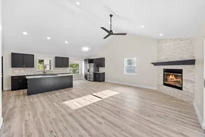 3111 Holley Point Road, Navarre, FL 32566 - Photo 8