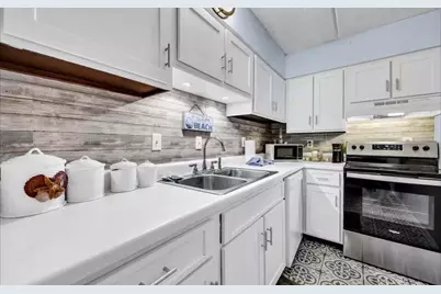 209 W Miracle Strip Parkway W #D201, Mary Esther, FL 32569 - Photo 6