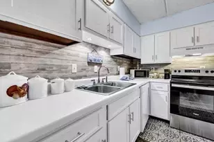 209 W Miracle Strip Parkway W, Mary Esther, FL 32569 - Photo 6