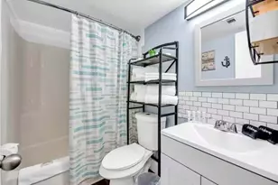 209 W Miracle Strip Parkway W, Mary Esther, FL 32569 - Photo 8