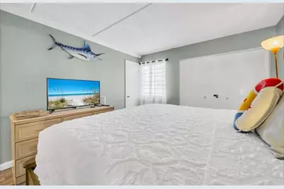 209 W Miracle Strip Parkway W #D201, Mary Esther, FL 32569 - Photo 6