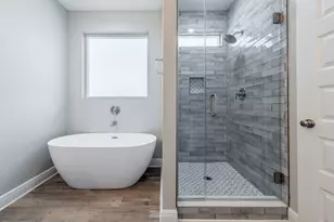 8332 Vickie St, Pensacola, FL 32514 - Photo 22