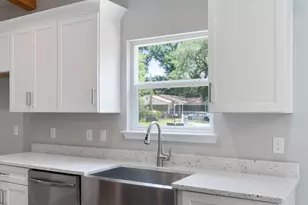 8332 Vickie St, Pensacola, FL 32514 - Photo 8