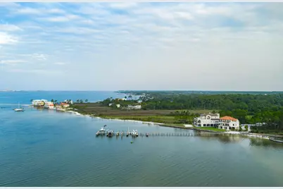 9375 Palmetto Ridge Court, Navarre, FL 32566 - Photo 4