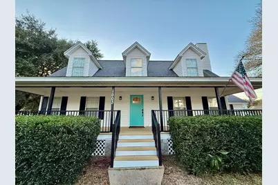 1003 Sandra Drive, Mary Esther, FL 32569 - Photo 1