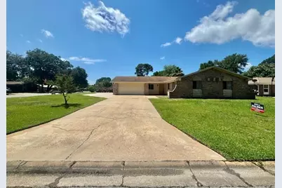 135 Perdido Circle, Niceville, FL 32578 - Photo 1