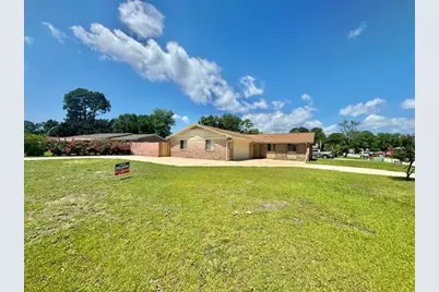 135 Perdido Circle, Niceville, FL 32578 - Photo 2