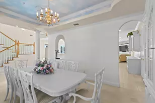 8127 N Lagoon Dr N, Panama City Beach, FL 32408 - Photo 10