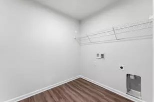 698 Whispering Creek Ave, Freeport, FL 32439 - Photo 10