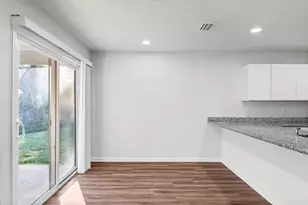 698 Whispering Creek Ave, Freeport, FL 32439 - Photo 16