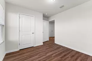 698 Whispering Creek Ave, Freeport, FL 32439 - Photo 6