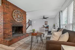 16 NW Cinderella Ln NW, Fort Walton Beach, FL 32547 - Photo 8