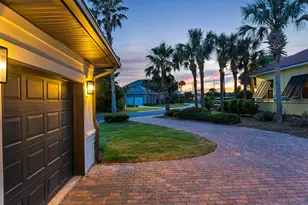 4621 Paradise Isles, Destin, FL 32541 - Photo 2
