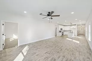 751 E Chestnut East Ave E, Crestview, FL 32536 - Photo 16