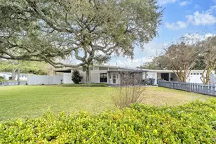 111 SW Cedars Ave SW, Fort Walton Beach, FL 32548 - Photo 4