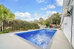 111 SW Cedars Ave SW, Fort Walton Beach, FL 32548 - Photo 2