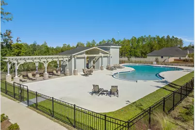 698 Whispering Creek Avenue, Freeport, FL 32439 - Photo 32