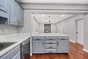 318 NW Oakland Northwest Circle NW, Fort Walton Beach, FL 32548 - Photo 12