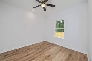 583 Brock Ave, Crestview, FL 32539 - Photo 14