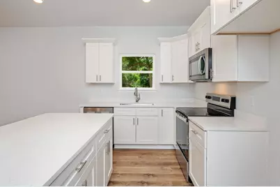 583 Brock Avenue, Crestview, FL 32539 - Photo 8