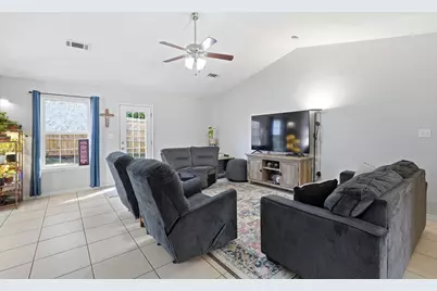 219 Cook Street, Niceville, FL 32578 - Photo 4