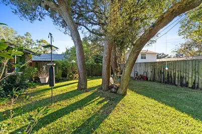 609 Kensington Court, Fort Walton Beach, FL 32547 - Photo 2