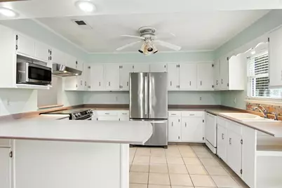 24 NW Cinderella Lane NW, Fort Walton Beach, FL 32547 - Photo 4