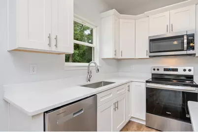 858 Rayburn Street, Crestview, FL 32539 - Photo 6