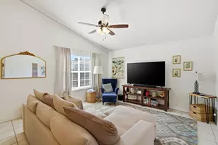 570 Rough Leaf Ln, Mary Esther, FL 32569 - Photo 22