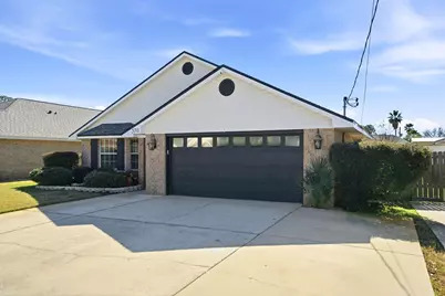 570 Rough Leaf Lane, Mary Esther, FL 32569 - Photo 4