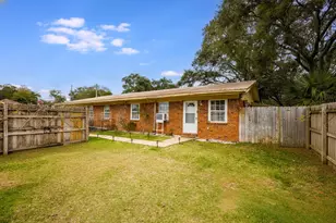 705 Oaklawn St, Fort Walton Beach, FL 32547 - Photo 36