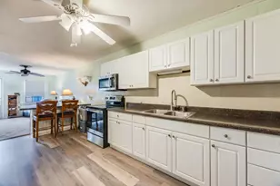 705 Oaklawn St, Fort Walton Beach, FL 32547 - Photo 2