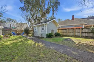 395 Jasmine Ave, Valparaiso, FL 32580 - Photo 56