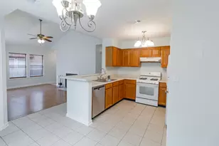 206 Parkwood Cir, Niceville, FL 32578 - Photo 12