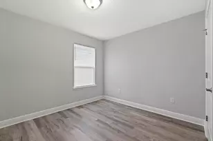 571 Riverwalk Cir, Freeport, FL 32439 - Photo 20