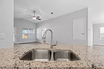 571 Riverwalk Circle, Freeport, FL 32439 - Photo 14