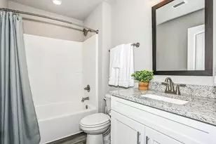 7556 Hatteras Dr, Navarre, FL 32566 - Photo 32