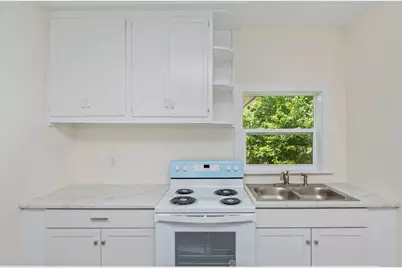 76 Clay Street, Defuniak Springs, FL 32435 - Photo 10