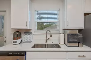 691 S 11th Street S, Defuniak Springs, FL 32435 - Photo 14