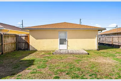 2413 Minnesota Avenue, Lynn Haven, FL 32444 - Photo 38