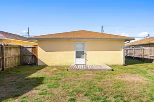 2413 Minnesota Ave, Lynn Haven, FL 32444 - Photo 38