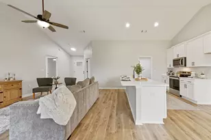 6208 Redeemer Wy, Crestview, FL 32539 - Photo 6