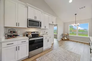 6208 Redeemer Wy, Crestview, FL 32539 - Photo 12