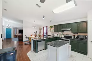 1981 Catline Cir, Navarre, FL 32566 - Photo 10