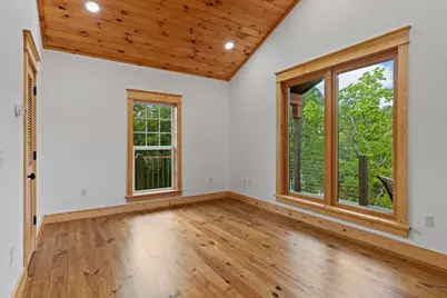 8536 Kingsley Place, Navarre, FL 32566 - Photo 10