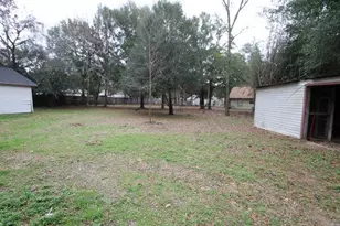 110 Oakmont Dr, Crestview, FL 32539 - Photo 14