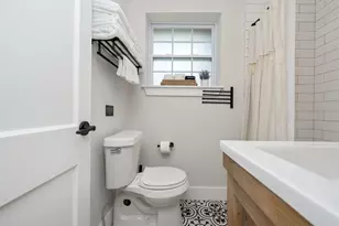 111 NE Patton Dr NE, Fort Walton Beach, FL 32547 - Photo 56